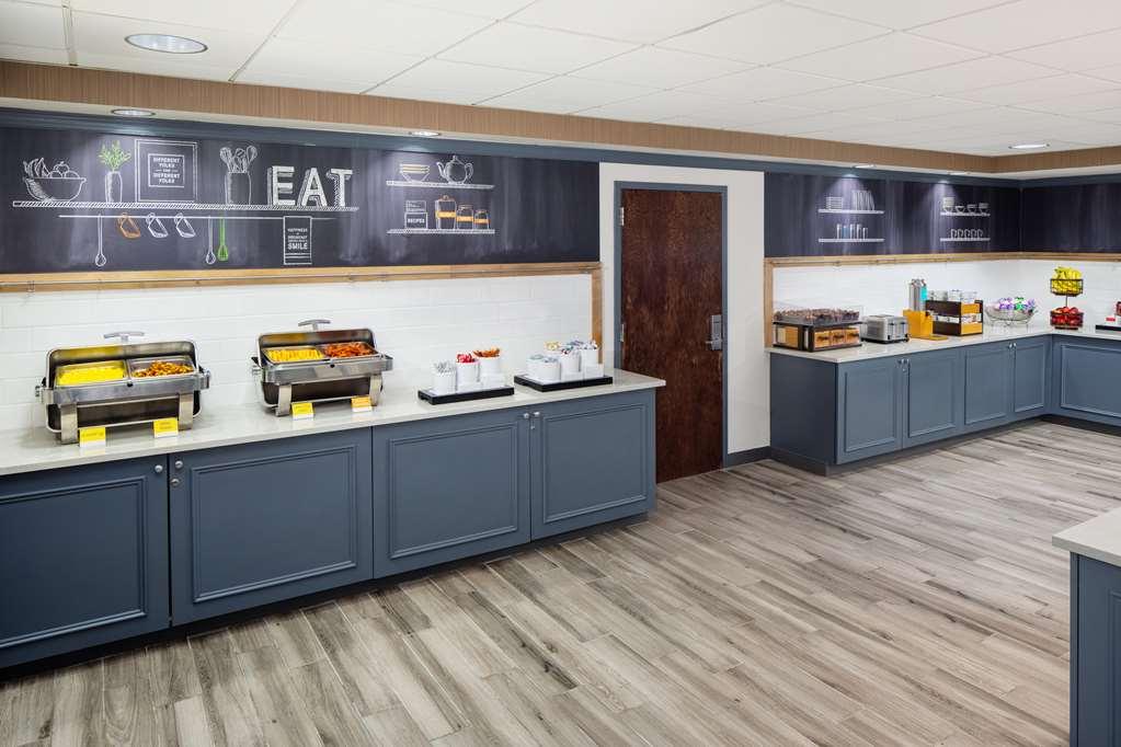Hampton Inn By Hilton Garden City Long Island Restoran foto