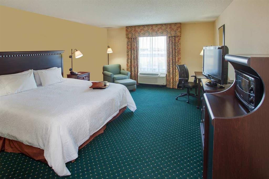 Hampton Inn By Hilton Garden City Long Island Ruang foto
