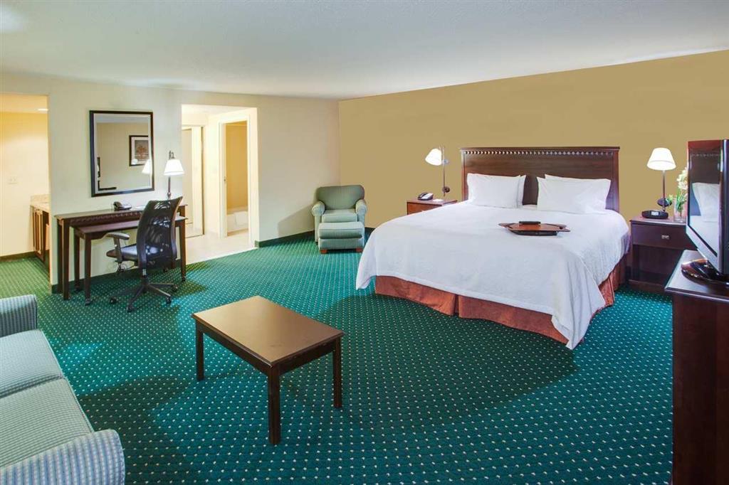 Hampton Inn By Hilton Garden City Long Island Ruang foto