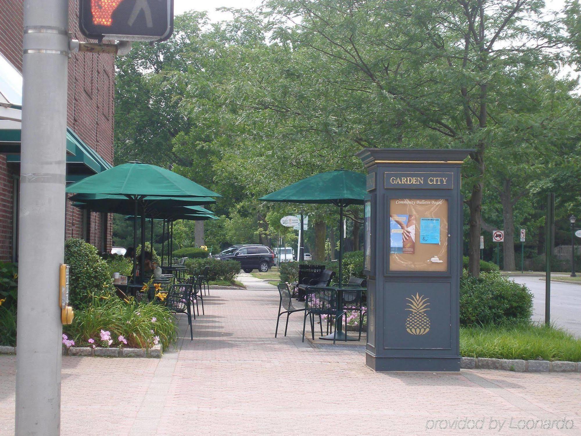 Hampton Inn By Hilton Garden City Long Island Restoran foto