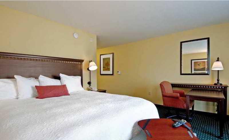 Hampton Inn By Hilton Garden City Long Island Ruang foto